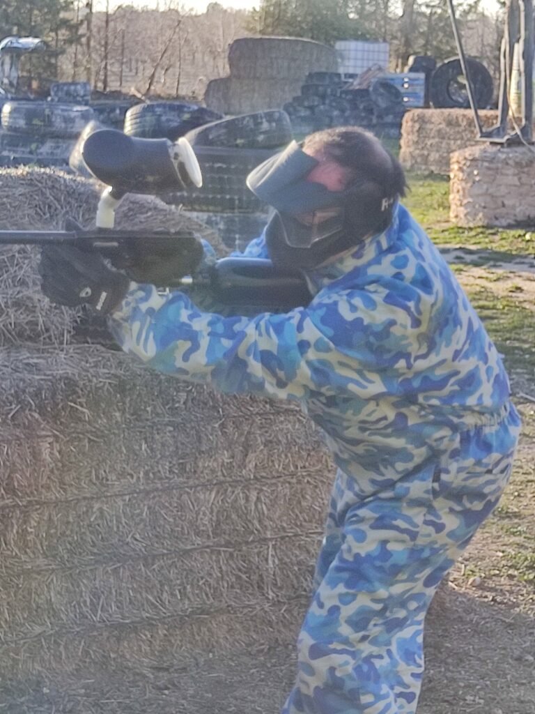 Cómo puedo mejorar mi puntería en paintball